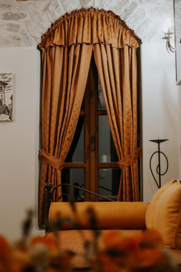 Hotel Ss Kekezi Gjirokastër